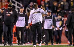 El fútbol de los Colorado Buffaloes supera la derrota