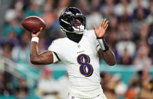 Ravens derrotan a Dolphins 28-6 en el regreso de Lamar Jackson tras una lesión