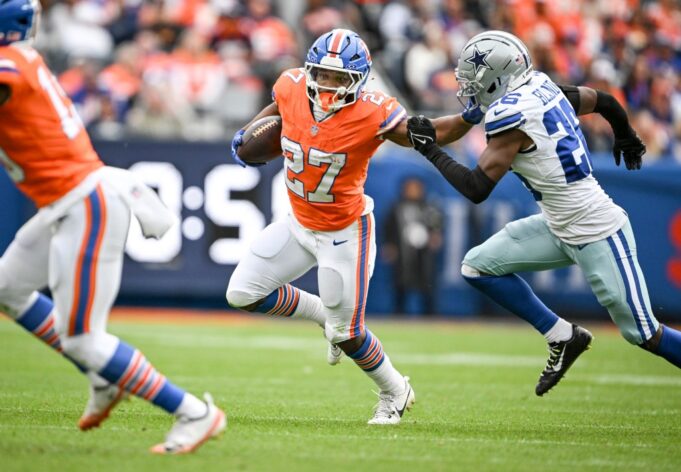 ¿Volverán los Broncos a JK Dobbins o a Kenneth Walker en la agencia libre?