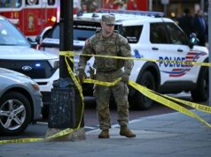 CNN comparte alerta de noticias de última hora cuando varias personas baleadas cerca de la Casa Blanca mientras Trump habla