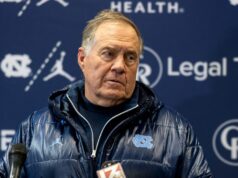 Bill Belichick muestra que nada ha cambiado en una salada entrevista después de que termina la temporada de la UNC