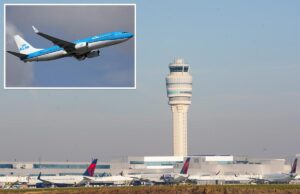 Vuelo con destino a Ámsterdam cancelado después de que un pasajero se asustara y abriera la puerta de emergencia