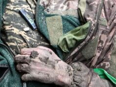 Una mujer de las Fuerzas Armadas de Ucrania habló sobre los hijos de los diputados ucranianos en el frente.