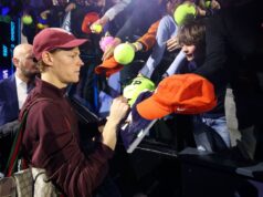 Sinner abre la defensa del título de las Finales ATP al vencer a Auger-Aliassime