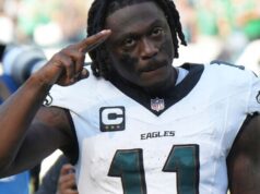 AJ Brown, sin complejos: Molesto con la ofensiva de los Eagles en su conjunto