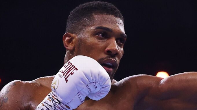 Anthony Joshua estable después del accidente automovilístico en Nigeria que mató a dos personas