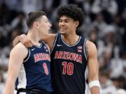 Desglose de la encuesta de los 25 mejores baloncesto universitario masculino de AP