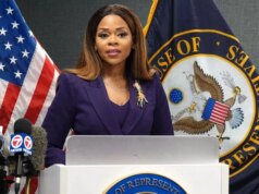 Demócrata de Florida acusado de robar $5 millones de FEMA para financiar campaña