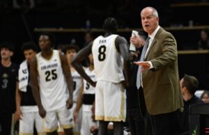 El jinete Portela firma con CU Buffs