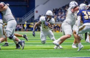 El fútbol del norte de Arizona le propina a la UNC su cuarta derrota consecutiva