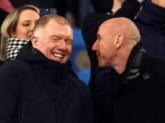 Nicky Butt y Paul Scholes están totalmente de acuerdo sobre la vinculación de Man Utd con Elliot Anderson
