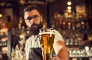 Bar de Idaho ofrece cerveza gratis para ayudar a ICE a capturar ilegales