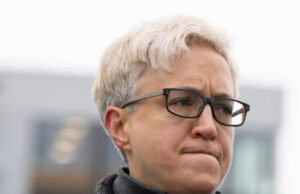 El gobernador de Oregón amenaza con investigar a los agentes que hacen cumplir las leyes de inmigración