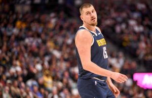 David Adelman quiere que Nikola Jokic de los Nuggets publique menos esta temporada