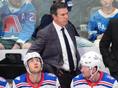 Mike Sullivan de los Rangers tiene razón al no presionar el botón de pánico del Día de Acción de Gracias
