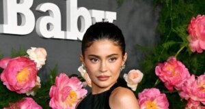 Los fanáticos de Kylie Jenner le ruegan que dé un gran paso en su carrera después de que resurgiera el cameo sorpresa de Los Simpson