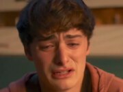 La estrella de Stranger Things, Noah Schnapp, ‘rompe a llorar’ por la emotiva escena del volumen 2 de Will Byers