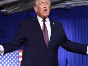 Donald Trump ridiculizado mientras recita sus ‘Matemáticas MAGA’ en vivo