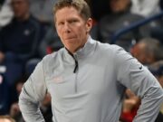 El entrenador de Gonzaga, Mark Few, consigue la victoria número 750 de su carrera