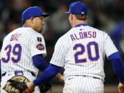 ¿Qué hacer con la pérdida de Alonso y Díaz por parte de los Mets en la agencia libre?