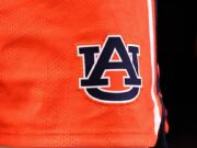 El pívot de Auburn, Emeka Opurum, estará fuera de temporada por un problema médico