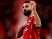Mohamed Salah debería quedarse en Liverpool para despedirse de Anfield – Jamie Carragher