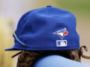 Los Azulejos contratan al derecho Tyler Rogers por tres años y 37 millones de dólares