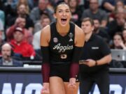 Logan Lednicky corona su sueño con un título de voleibol en Texas A&M