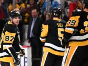 Sidney Crosby supera a Mario Lemieux como máximo goleador de los Penguins