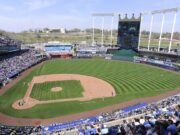 Los Reales enfrentan una difícil decisión sobre el estadio mientras los Chiefs se mudan a Kansas