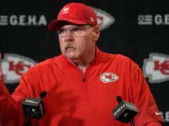 Andy Reid dice que planea regresar como entrenador de los Chiefs la próxima temporada