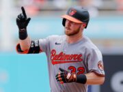 Fuentes: Piratas y Ryan O’Hearn llegan a acuerdo por dos años y $29 millones