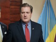 Altos republicanos advierten sobre adoptar una postura “pro-Rusia”