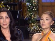 Ariana Grande ‘rompe el carácter’ al revelar lo que ‘no se puede preguntar en la América de RFK’ en SNL