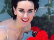 La embajadora Ilashchuk confirmó que su hijo fue detenido por el asesinato del hijo del vicealcalde de Jarkov.