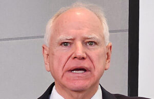 El escándalo somalí podría hundir la carrera política del gobernador de Minnesota, Tim Walz