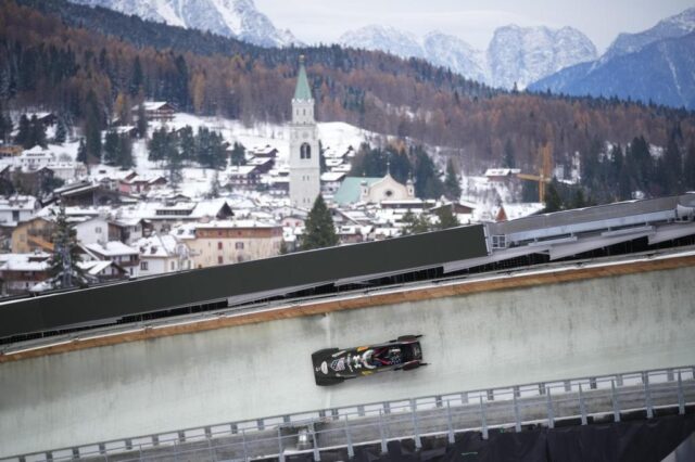 APTOPIX_Italy_World_Cup_Bobsled_71952-1.jpg
