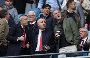 10 duelos ganados, 83 toques… El objetivo del Manchester United demuestra por qué es la máxima prioridad del Ineos para 2026