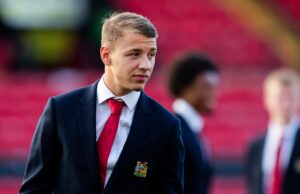 Por qué Amir Ibragimov no participó en el equipo de la Copa Juvenil FA del Man Utd contra Peterborough