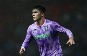 Harry Amass ahora está considerando cambiar el préstamo del Sheffield Wednesday por un nuevo club a pesar del último premio