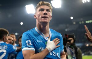 La poderosa reacción de Rasmus Hojlund a la exhibición del Napoli contra la Juventus mientras Fabrizio Romano envía un mensaje inmediato