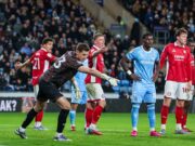 Las acciones de Radek Vitek en Man Utd podrían haber mejorado sin jugar en el Bristol City