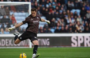 La lesión de Radek Vitek como otro cedido del Man Utd recibe 8/10