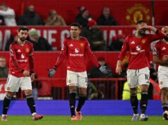 Dimitar Berbatov destaca la “gran preocupación” del Manchester United tras conceder “goles fáciles” en el empate de Bournemouth