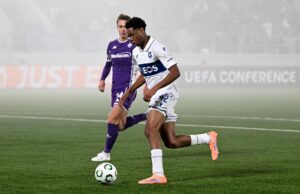 La prensa italiana reacciona a la actuación del cedido del Man Utd Enzo Kana-Biyik contra la Fiorentina en la Europa Conference League