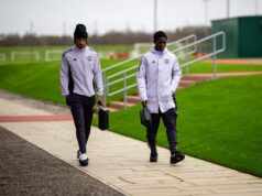 Micah Richards y Gary Lineker están totalmente de acuerdo sobre Kobbie Mainoo después de que el as del Manchester United se perdiera el partido del Aston Villa