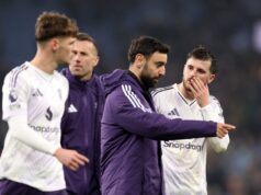 Diogo Dalot descarta la poderosa valoración de Bruno Fernandes tras la lesión del capitán del Manchester United ante el Aston Villa