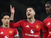 Los fanáticos de Man Utd, incrédulos por lo que hizo Diogo Dalot durante el sorteo de los Wolves, ‘¿Por qué está él…?’