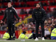 La decisión de Man Utd vs Newcastle provoca un desacuerdo entre Dermot Gallagher y el experto de Sky Sports