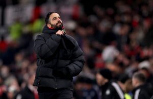 La supercomputadora predice la posición final del Man United en 2025/26 y los resultados son sombríos